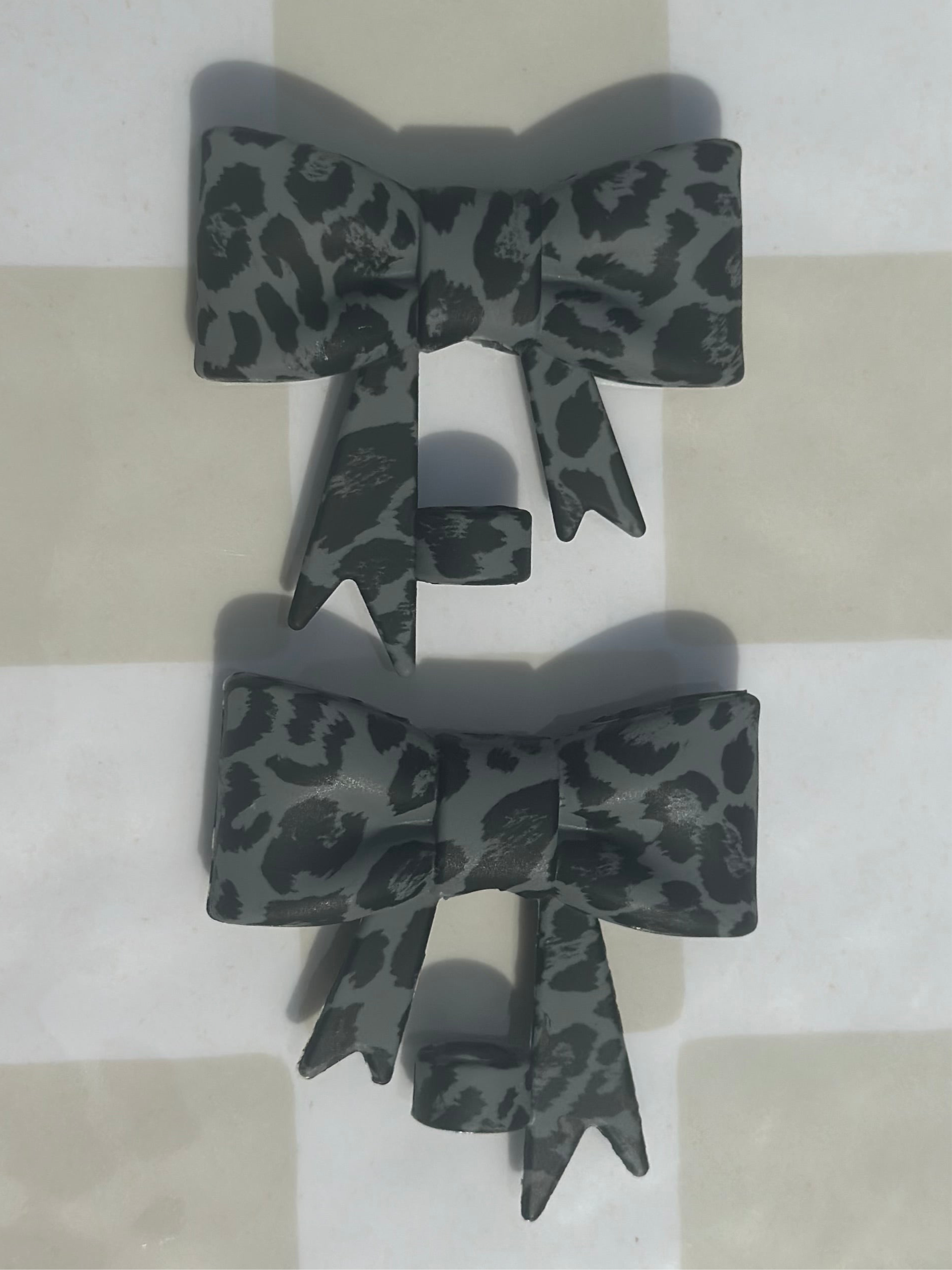 Grey and Black glitter cheetah bow strawtopper