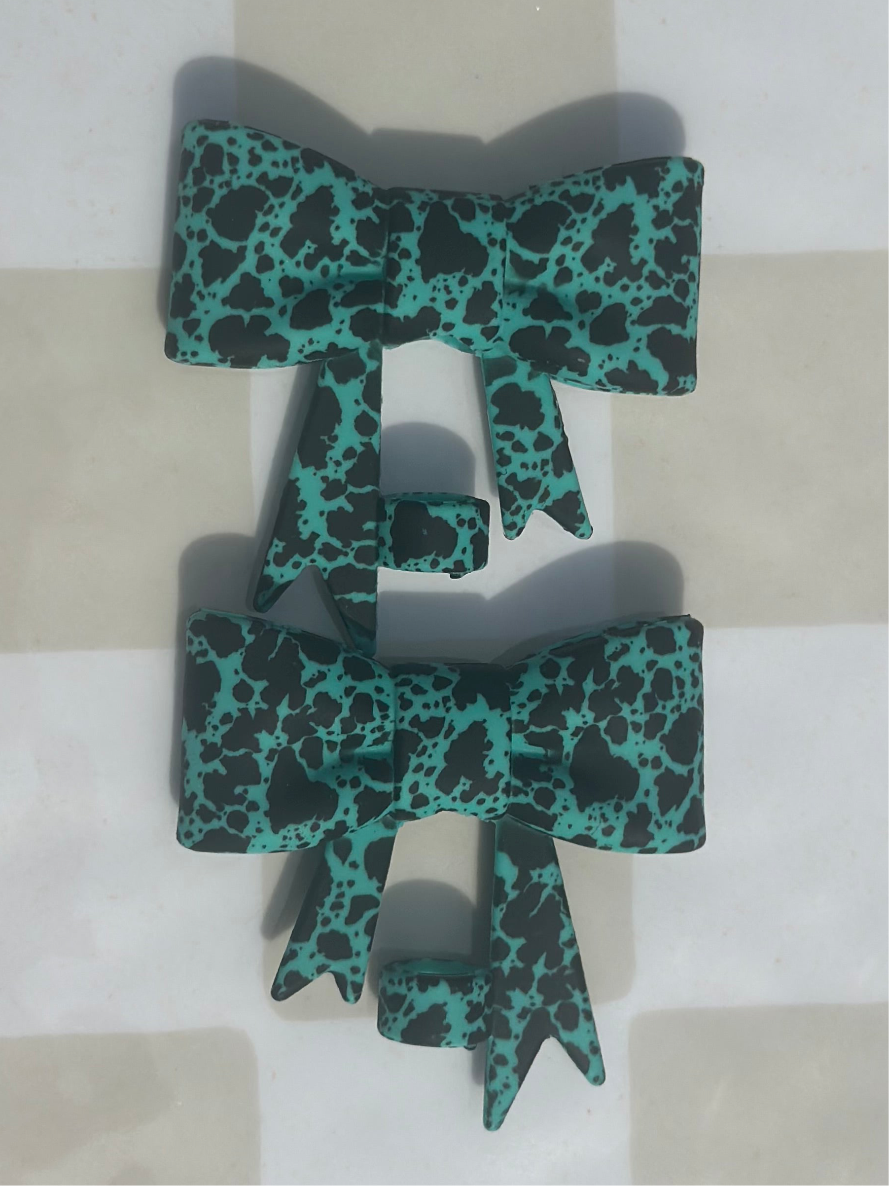 Aqua and Black cowhide bow strawtopper