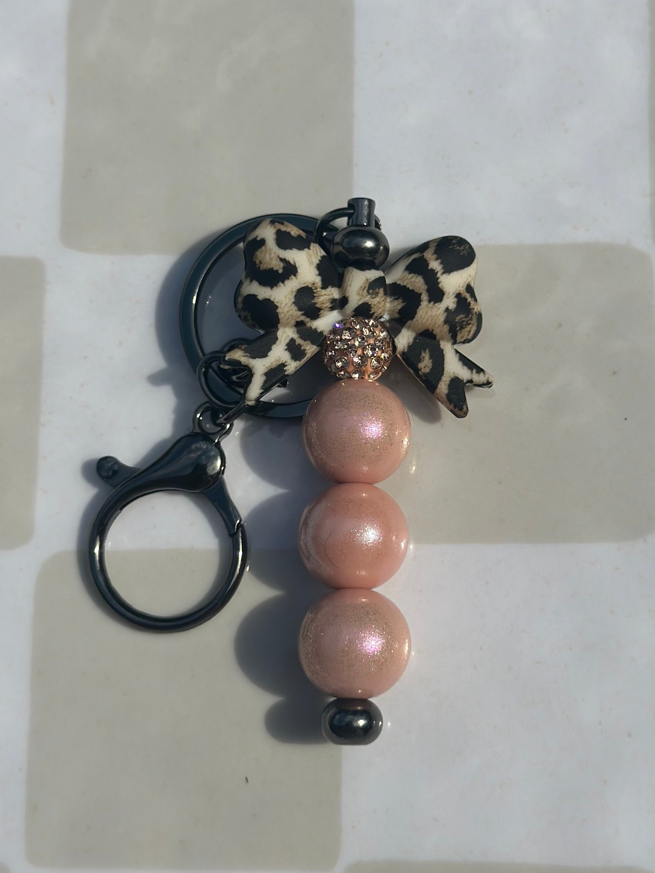 Cheetah bow keychain