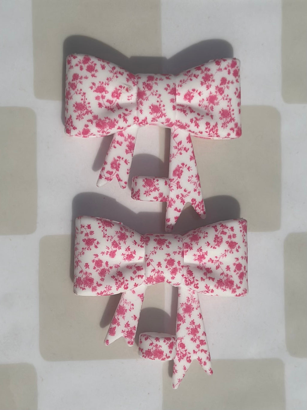 Straw toppers
