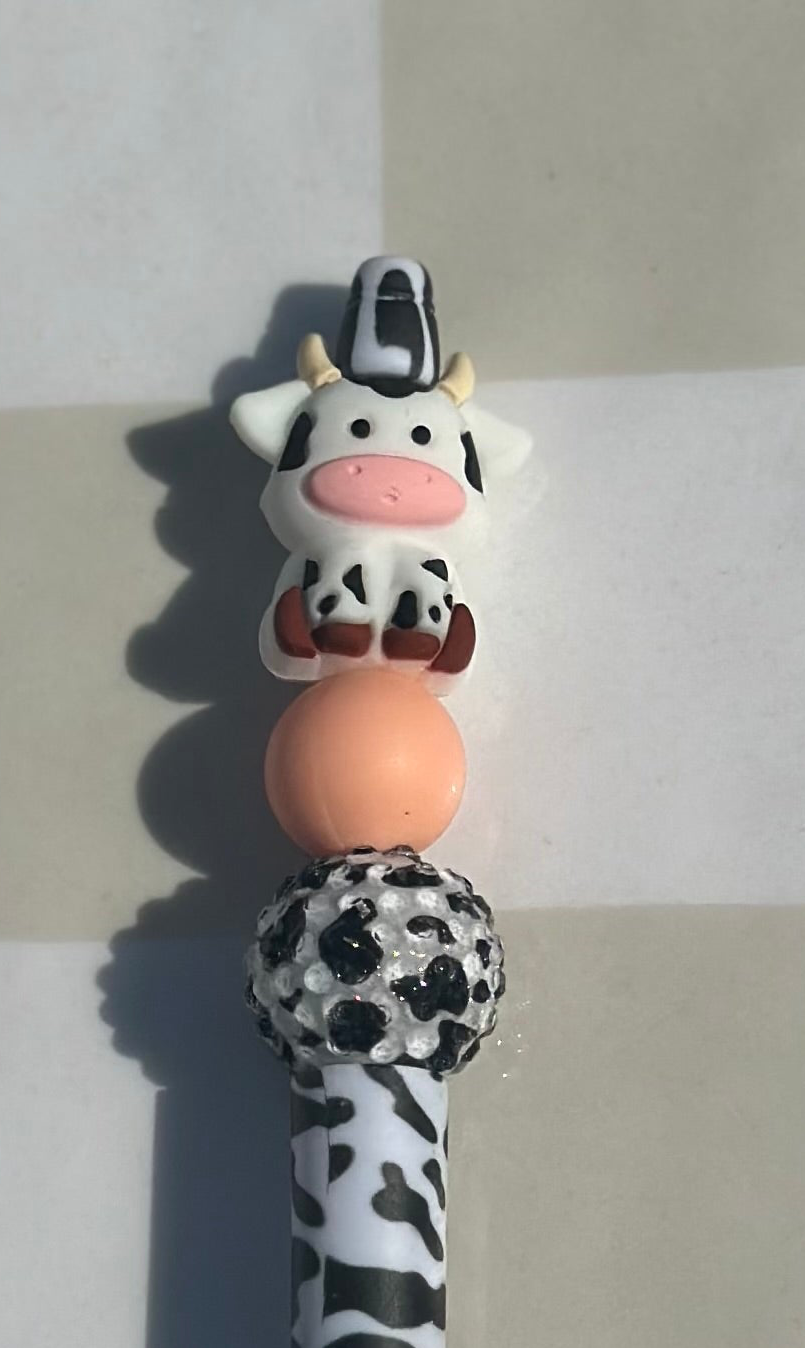 Cow with horns beaded pens